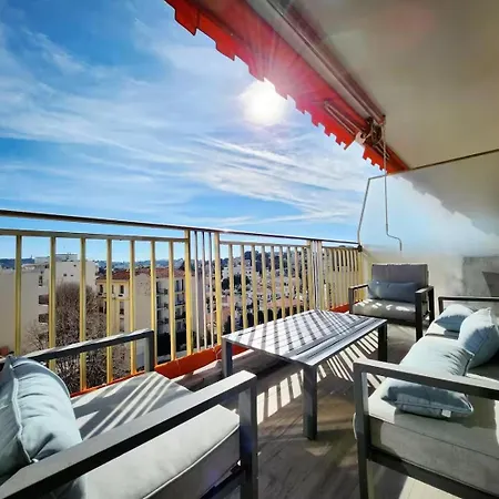 דירה Le Guillabert - T4 En Plein Centre *