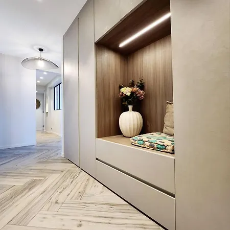 Le Guillabert - T4 En Plein Centre דירה *